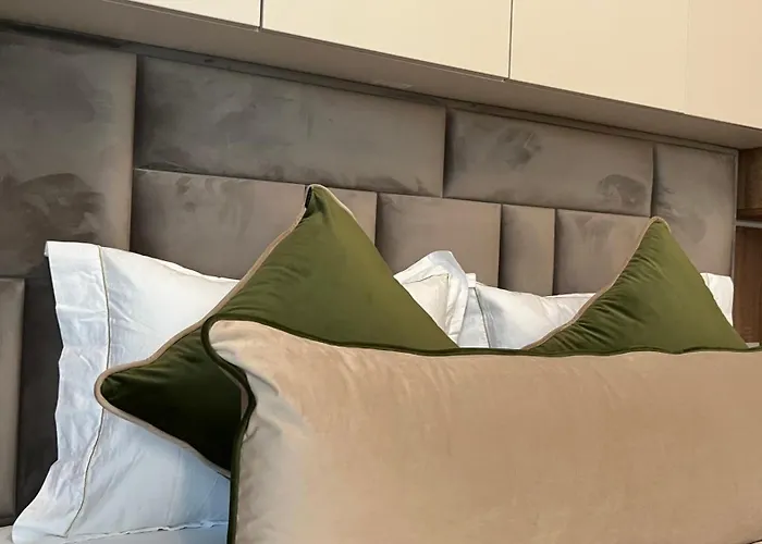 Apartament The Royal Palace Luxury By Sattal Bucureşti