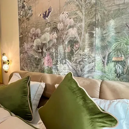 The Royal Palace Luxury By Sattal